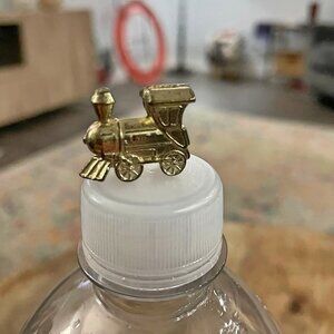 Retired 1998 Train Monopoly Deluxe Edition Metal Replacement Game Piece